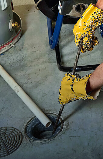 https://plumberrivervale.com.au/uploads/2025/06/emergency-plumbing-494263.jpg
